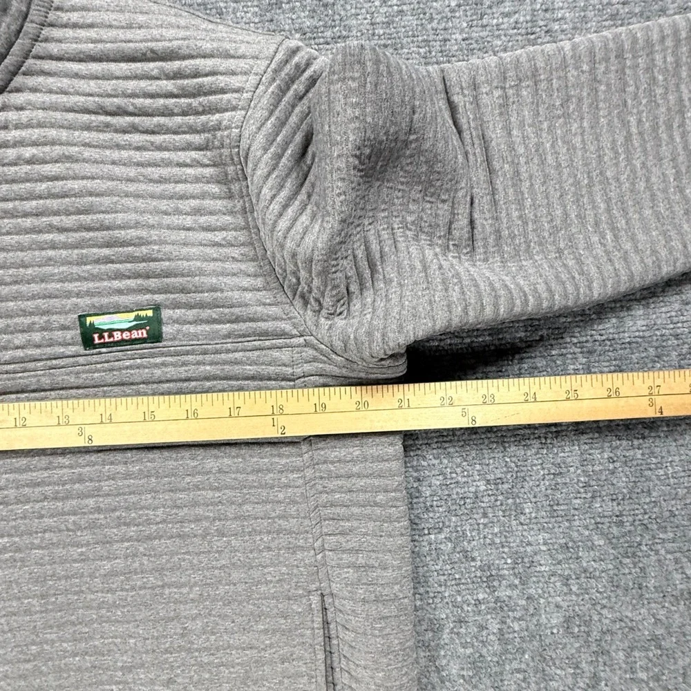 LL Bean Airlight Knit Pullover Men's Medium Gray Red 1/4 Zip Slightly Fitted